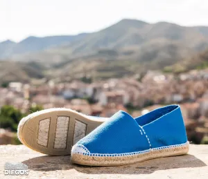 Alpargatas azules francesas