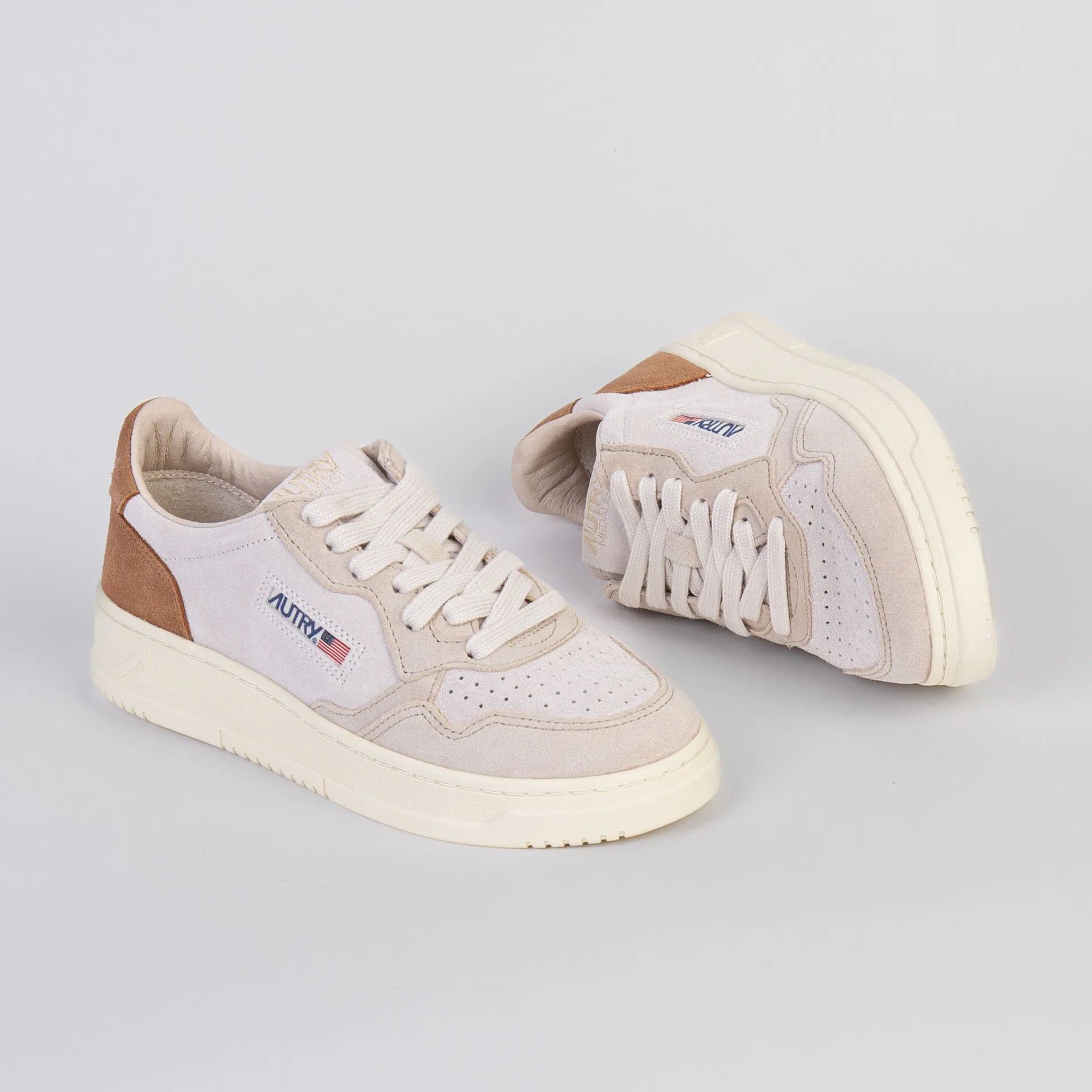 AUTRY SNEAKERS MEDALIST AULW-TS 01