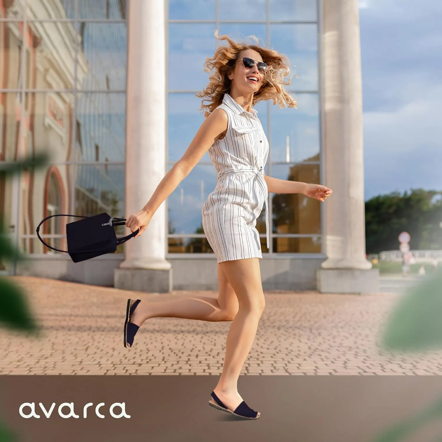 Avarca Leather Flat Sandals for Women - Made in Spain - Peep Toe Womens Sandals, Perfect Beach Essentials - Comfortable Spanish Women's Shoes for Every Occasion, Handmade Slingback Shoes