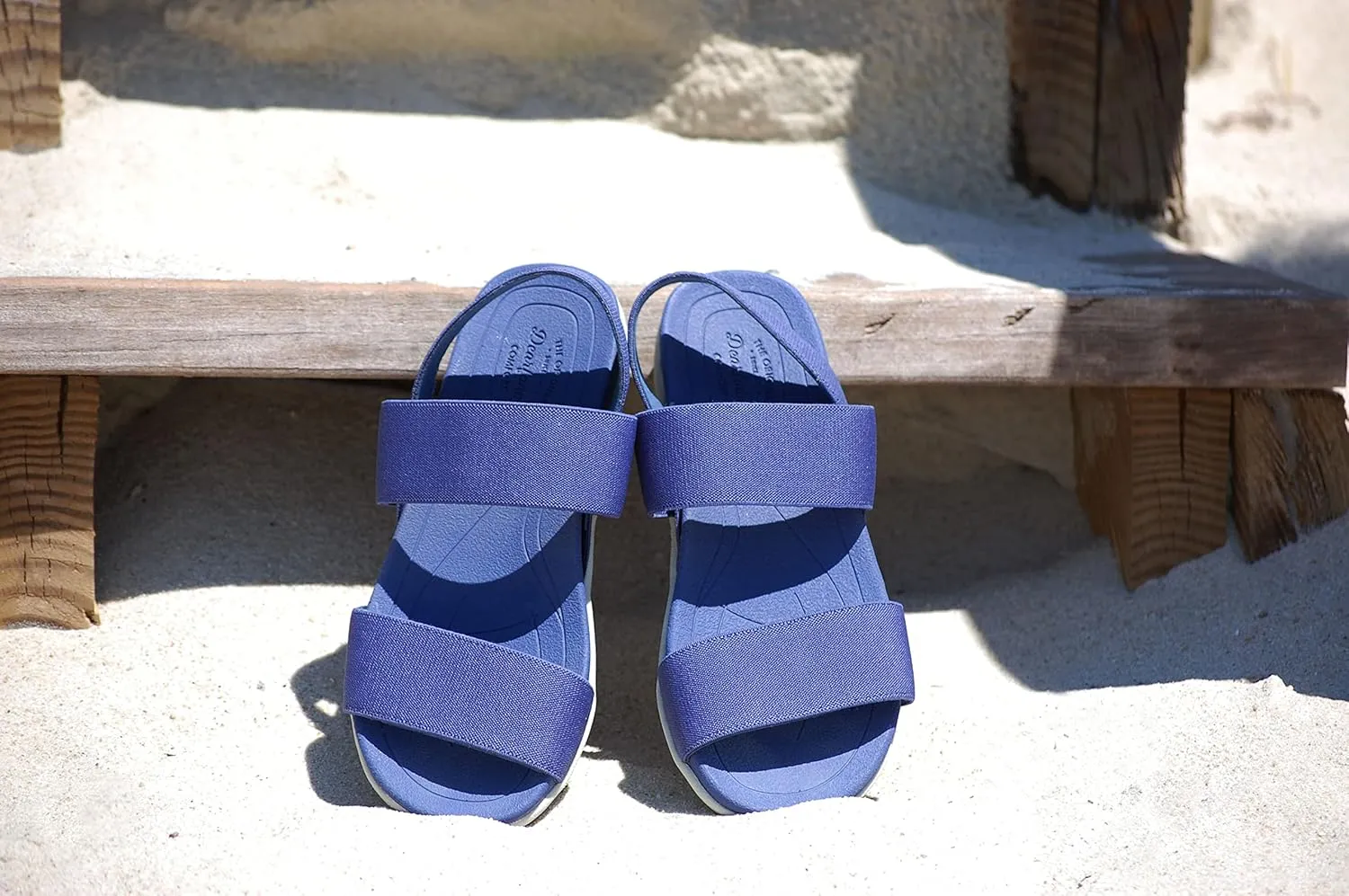 Dearfoams Women's Original Comfort Sloane Backstrap Casual Open Toe Sandal