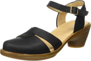El Naturalista Women's Closed Toe Sandals