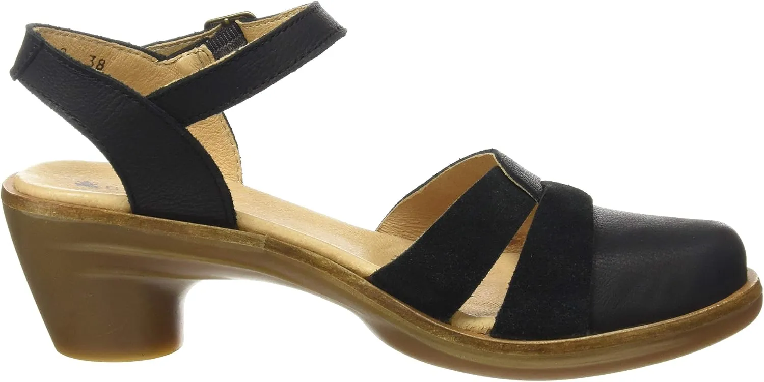 El Naturalista Women's Closed Toe Sandals