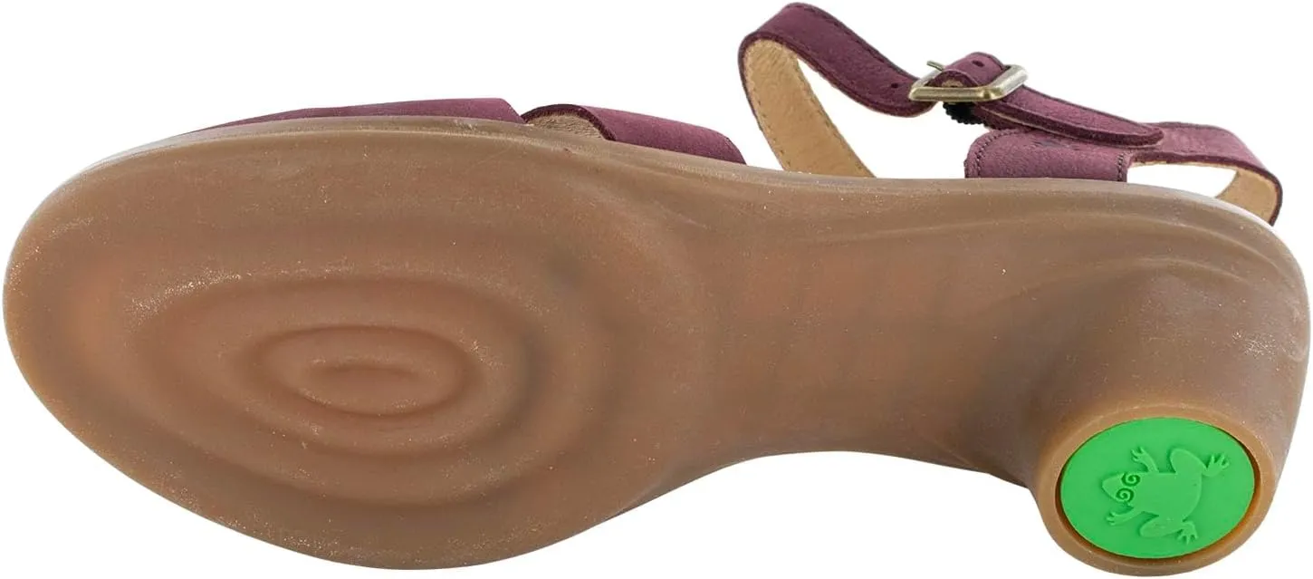 El Naturalista Women's Closed Toe Sandals