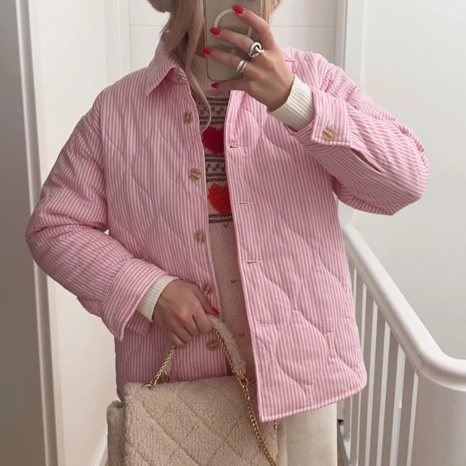 FOMOYUU Women Y2K Quilted Jacket Turn Down Collar Striped Print Button Padded Coat Lightweight Long Sleeve Puffer Outwear