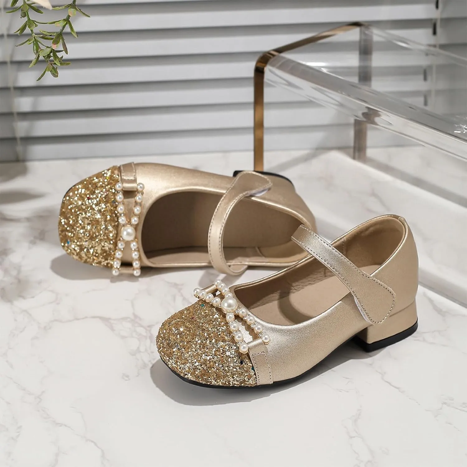 Girls Sandals Open Toe Chunky French Mary Jane Girls High Heel Princess Shoes Summer Shallow Mouth Round Head Versatile Children's Small Leather Shoes