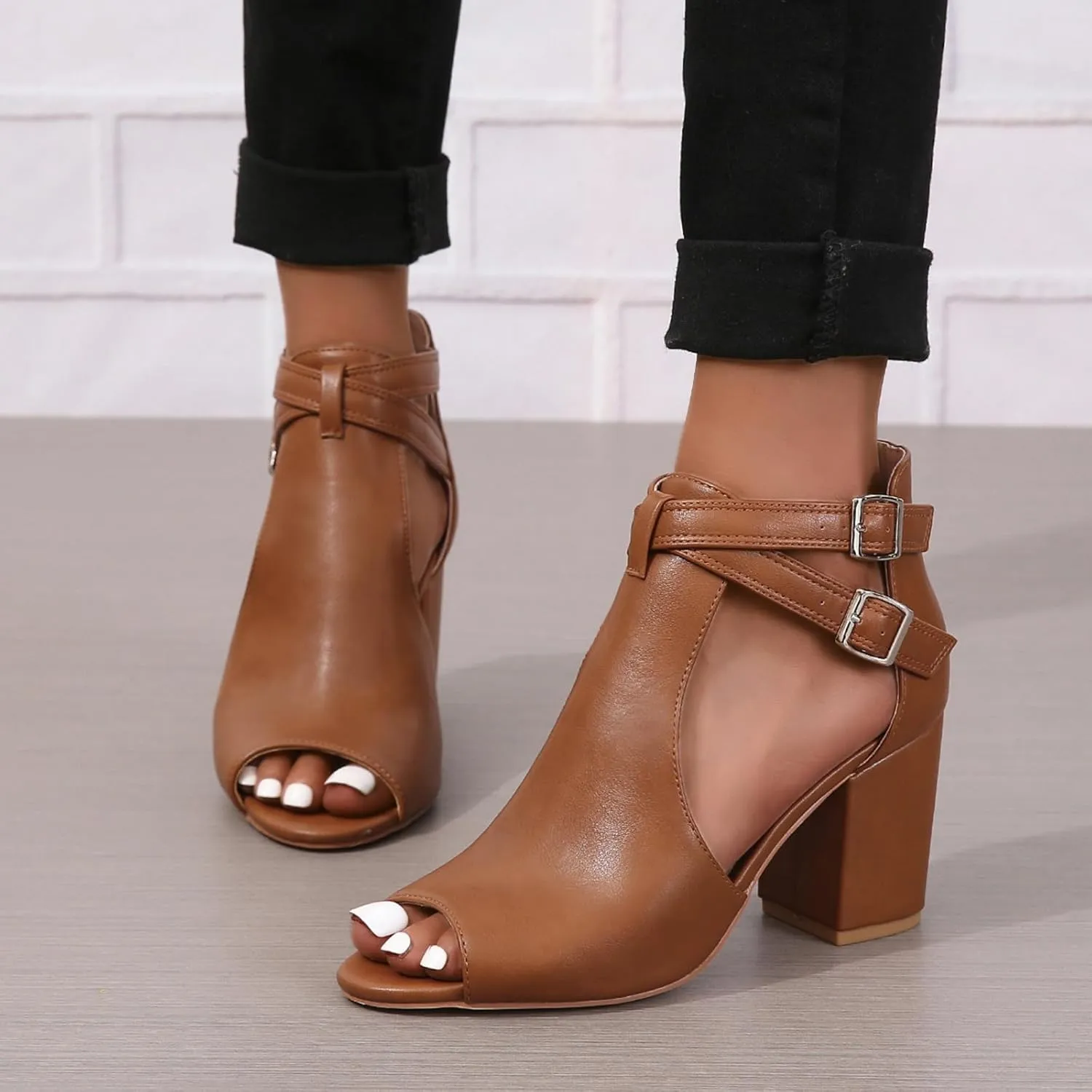 GUNIYIFS Cutout Peep Toe Stacked Heeled Sandals for Women Summer Buckle Cutout Chunky High Heels Sandals Dress Ankle Booties