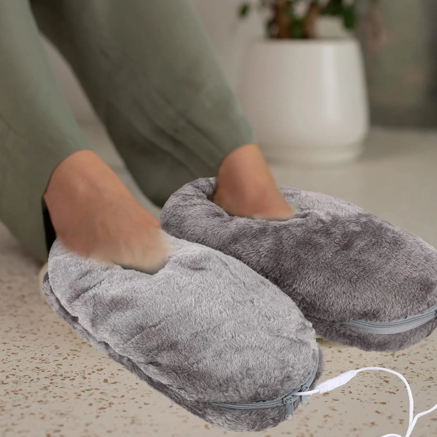 Heated Slippers Foot Warming Shoes Electric Warm Shoes Winter Footwear for Cold Days
