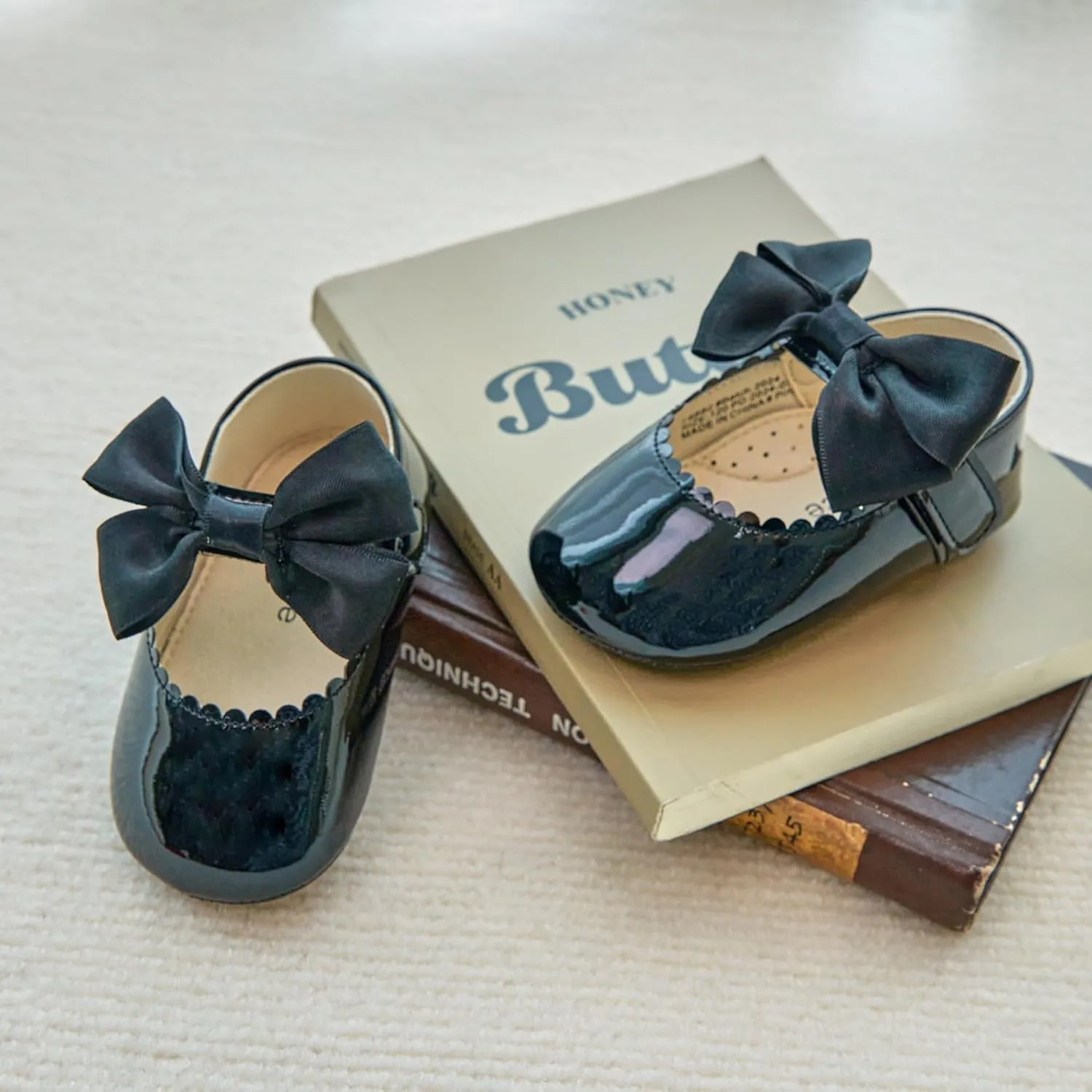 Kiderence Baby Girls Prewalker Mary Jane Flats Bowknot Princess Dress Shoes (Infant/Toddler)