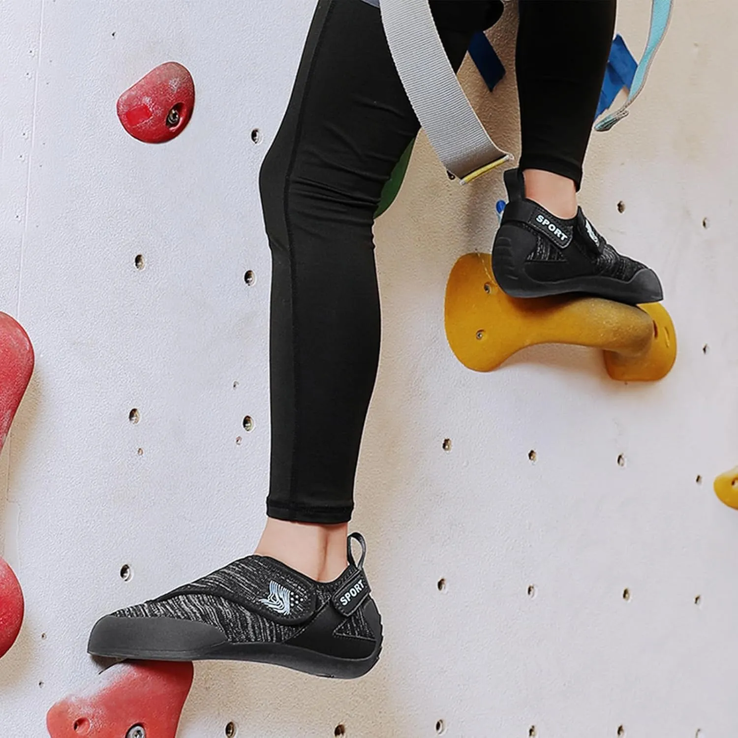 Ladies Rock Climbing Shoes, Non-Slip Indoor Climbing Shoes Mesh Breathable Climbing Sneakers for Womens Bouldering