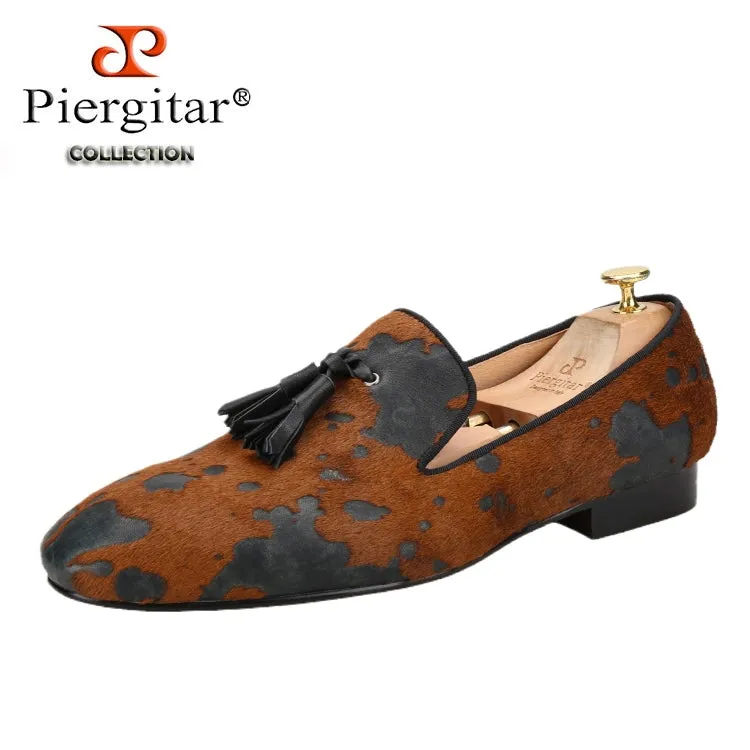 New brown and black horsehair men's loafers are exported to Europe, America, small square head fringed smoking shoes, red-soled shoes.