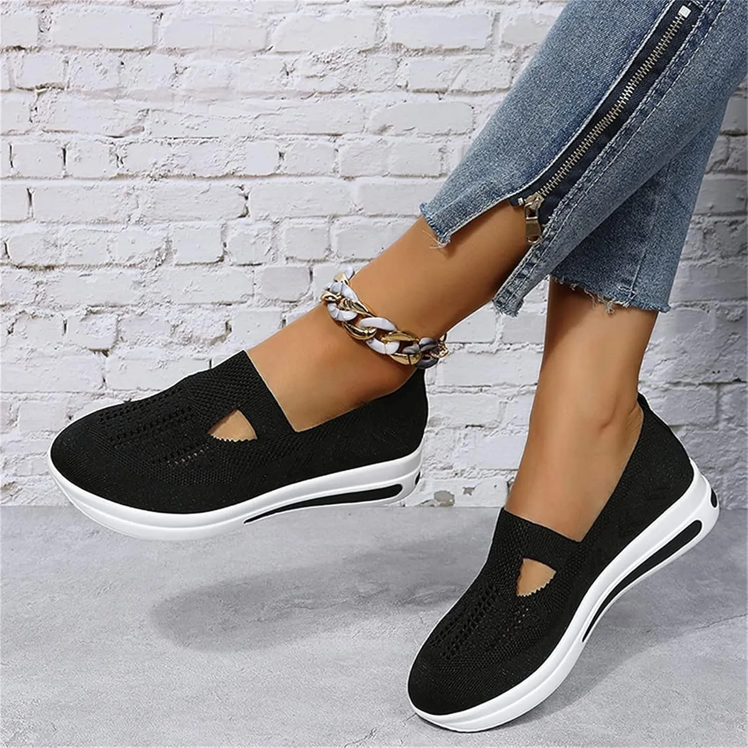 OMIREL Womens Mesh Breathable Closed Toe Sandals Wedge Flip Flops Summer Slip-On Walking Shoes with Arch Support Stretch Knit Sandals Casual Sport Sandals,Black,US9/EU41