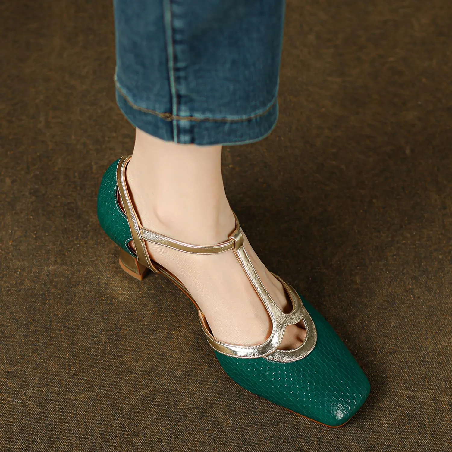 Women Kitten Heel Mary Jane Sandals Ankle T-strap Closed Square Toe Sandals Pumps Cut Out 2” Chunky Block Heel Dress Sandals Two Tone Buckle Vintage Wedding Bridal Party 4-11 M US