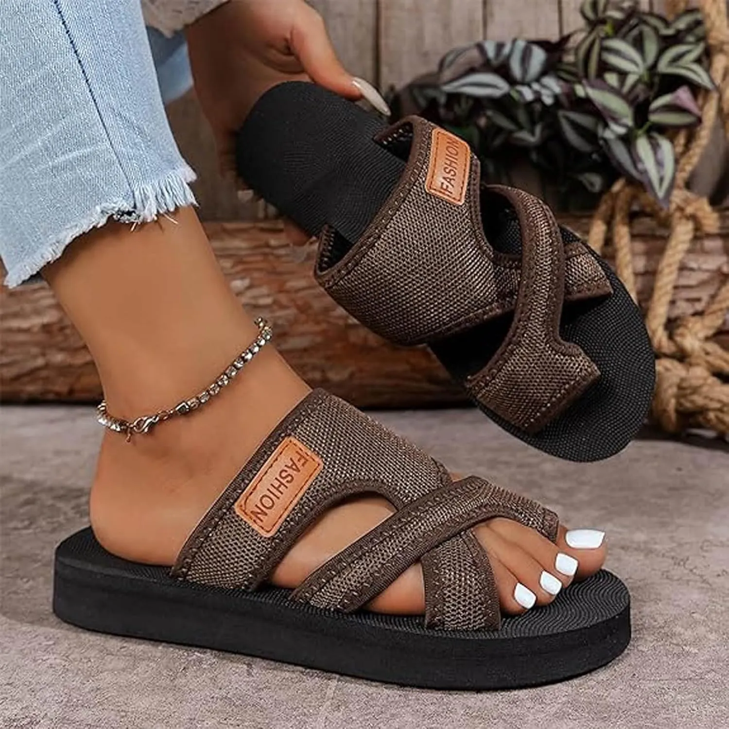 Women's Slide Sandals,Orthopedic Sandals for Women,Flip Flops for Women Dressy Summer Split Toe Hollow Mesh Slide Sandals Comfy Arch Support Non-Slip Sole Comfortable Beach Walking Sandals