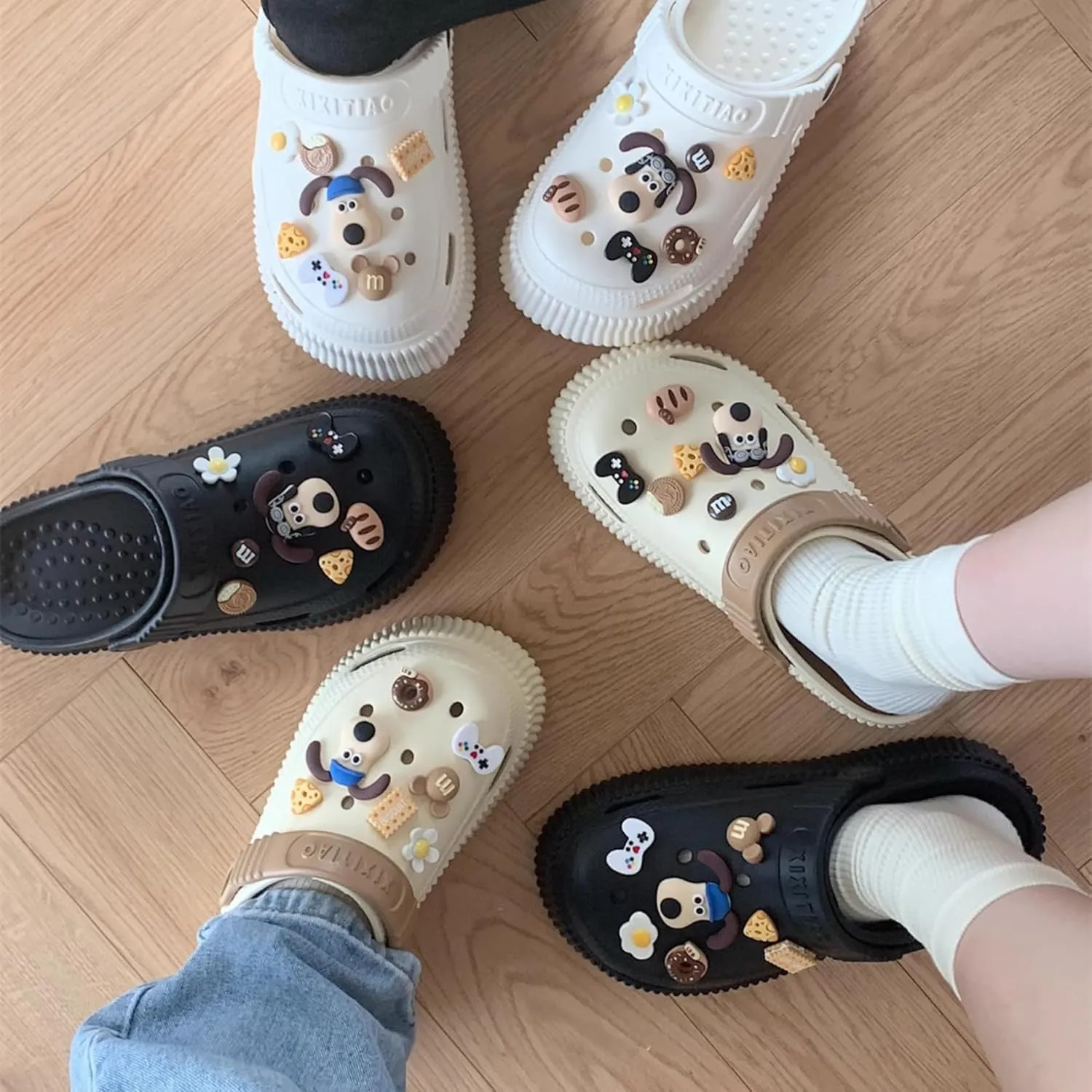 Women's Water Clogs Cartoon Dog Summer Garden Slippers, Outdoor Platform Hole Shoes Beach Sandals