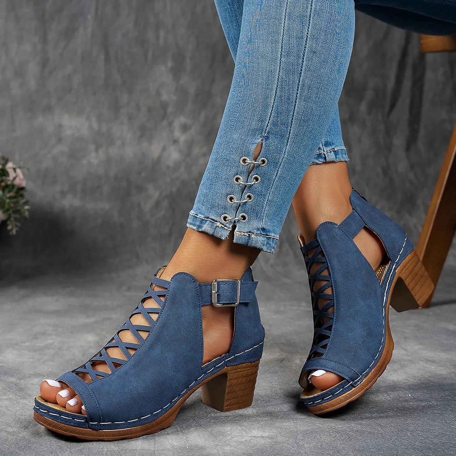 Women's Wedge Sandals Vintage Hollow Out Buckle Strap Platform Sandals for Women Summer Casual Chunky Heels Shoes